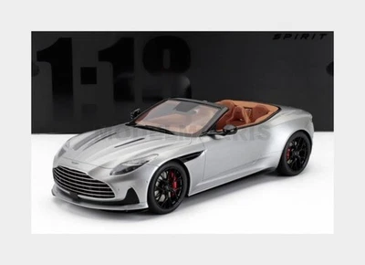 GT-SPIRIT GT945 ASTON MARTIN - DB12 VOLANTE CABRIOLET OPEN 2023 - SILVER - 1/18 - Immagine 1 di 2