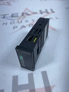 FUJI PXR3RCY1-5V0A1 TEMP CONTROLLER PXR3RCY15V0A1 OVERNIGHT SHIPPING - Picture 1 of 5