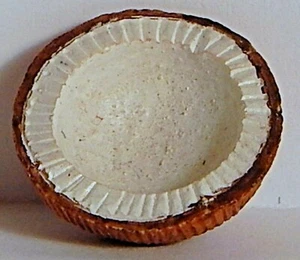 ¡CERÁMICA DIVIDIDA DE COCO EN MINIATURA DE COLECCIÓN DETALLE HECHO A MANO! - Imagen 1 de 2