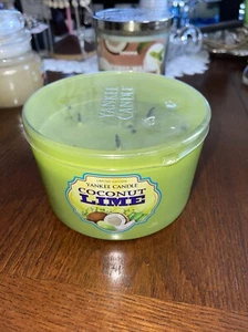 Yankee Candle Coconut Lime, Limited Edition, 17 Oz Jar, 3 Wick 40-50 Hr Burn - Picture 1 of 6