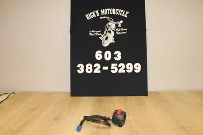 2004 Yamaha YZF R6 R6S RIGHT CLIP ON HANDLE KILL OFF START SWITCH SWITCHES - Image 1 of 4