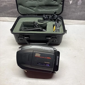 Panasonic Palmcorder Palmsight VHSC PV-L559 Camcorder 150x Zoom Kit w/ Case - Picture 1 of 11