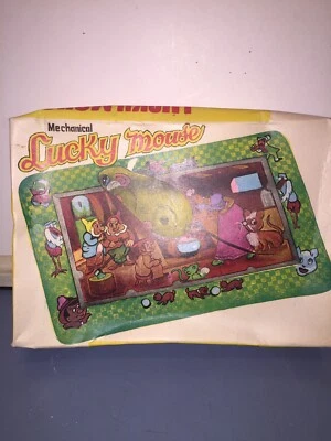 Винтажная механическая жестяная счастливая мышь игрушка с белоснежным фоном Disneys - Изображение 1 из 4