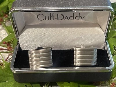 Cuff-Daddy Cufflinks Classic Modern Ribbed Silver New in Gift Box - Image 1 of 4