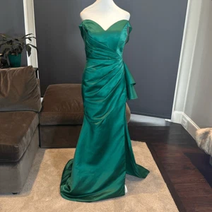 Women’s Full Length Green Off the Shoulder Prom Party Dress Long Leg Slit Size 8 - Picture 1 of 12