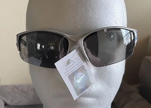 North Carolina Tar Heels Novelty Sunglasses NEW NCAA Licensed - Picture 1 of 9