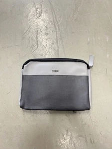 TUMI per Delta Grigio Nylon Borsa con Cerniera Piccola Viaggio Toilette Cosmetica - Foto 1 di 4