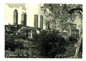 SAN GIMIGNANO  Le Torri  postcard-carte postale-postkarte - Picture 1 of 1