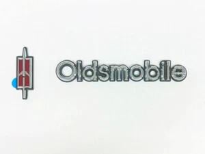 1978-1979-1980 Olds Cutlass Rocket Trunk METAL Emblem and Plastic Oldsmobile kit - Picture 1 of 3