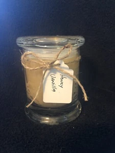 Jennyfer's Candles - Hand poured 12oz candle with the scent of Honey Vanilla  - Picture 1 of 1