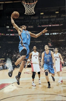 Oklahoma City Thunder Russell Westbrook Scoring UNSIGNED 12X18 Gloss Photo - Image 1 of 2