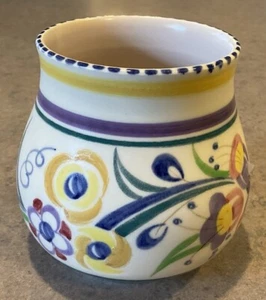 POOLE POTTERY :: Vtg 4” VASE ART DECO STYLE FLORAL Handpainted #349 ENGLAND - Picture 1 of 19