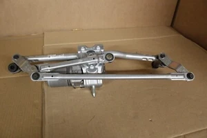 Front wiper motor & linkage Caddy 2004-2020 Touran 2007-15 2K2955023H Genuine VW - Picture 1 of 3