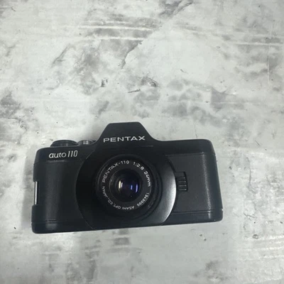 Cámara fotográfica Pentax Auto 110 SLR para piezas Foto 1 de 4