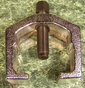 PITMAN ARM PULLER U Type HEAVY DUTY New pit man pulley remover pully gear ball n - Bild 1 von 1