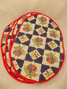 4 Quilted Vintage Placemats Handmade--Cottage style flowers--reversible - Picture 1 of 5
