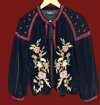 Chaqueta Folclórica Romántica Bordada Floral Zara Boho XS Fallcore Castlecore Foto 1 de 3