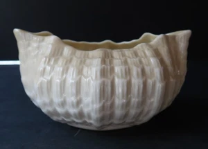 Vtg Belleek Ireland Tridacna White Open Sugar Bowl Boat 6th Makers Mark '65-'80 - Picture 1 of 15