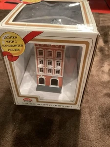 NOS Model Power N-Scale PreBuilt Building w/2 Figures in Box: #2577 Cuomo’s Gift - Picture 1 of 4