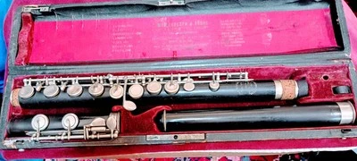 Flauta de madera de granadilla fina rara "J. MollenHauer & Sohn" aprox. finales del siglo XIX Foto 1 de 4