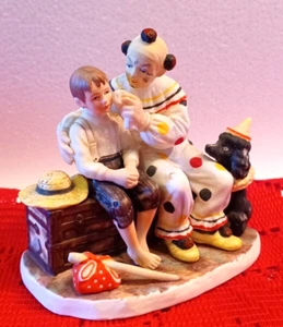 VTG NORMAN ROCKWELL BONE CHINA "The Runaway" FIGURINE-3 5/8"L x 3 5/8"T - Picture 1 of 7
