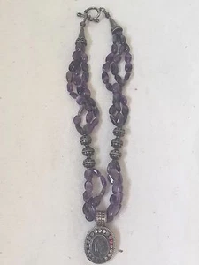 Lavendar Agate Necklace - Picture 1 of 5