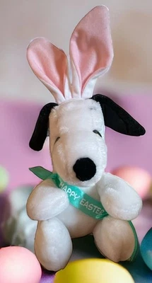 De colección Ambassador 1968 Snoopy conejito orejas de conejo 12” peluche animal de Pascua Foto 1 de 4