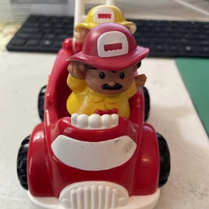 Camión de bomberos Fisher Price 1996 con bomberos Little People 2001 y 1997  - Imagen 1 de 5