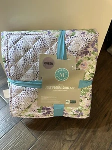 Martha Stewart Joey Floral 100% Polyester Queen Quilt Set 3pc - Picture 1 of 4