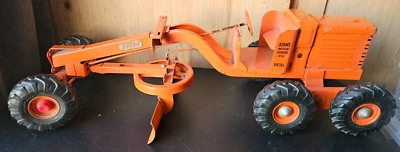 ADAMS MOTOR GRADER NO.512, DIESEL. MODEL TOYS, CHARLES WM. DOEPKE. GOODYEAR TIRE - Image 1 of 4