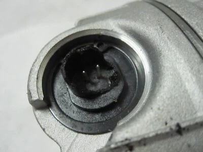DAMAGED PLUG  A/C Compressors 10347440 10348790 10363151 1010806, 1011245 - Image 1 of 4