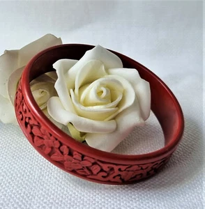 Stunning Vintage Hand Carved Red Cinnabar Bangle Bracelet 15mms Wide - Picture 1 of 13