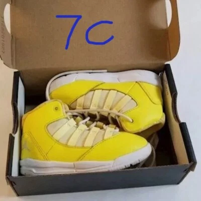 Nike Jordan Max Aura Dynamic Mid Top Basketball Sneaker Shoes AQ9251-701 Citron - Image 1 of 4