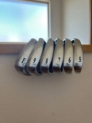 Srixon WR irons #5-9,Pw(6Clubs)/NS Pro 950GH/Flex:Regular/ Iron set - Image 1 of 4