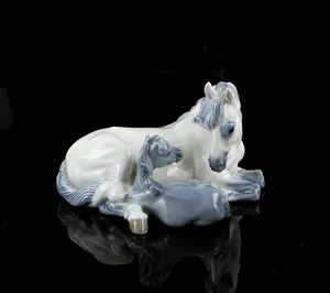 FIGURA CABALLO JEANNE GRUT 'MARE & FOAL' REAL COPENHAGEN MODELO 4698 - Imagen 1 de 3