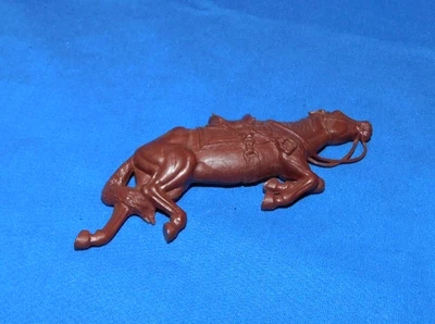 CABALLO DE CABALLERÍA MUERTO MARX VINTAGE 54 MM Foto 1 de 2