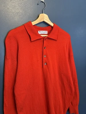 Suéter de punto rojo de lana de cordero Burberrys vintage de los 80’s para hombre talla 38 Foto 1 de 4