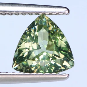 1,67Ct Fair Perfect Trillion 7,9 x 7,6 mm 100% Natur Blau Grün Brasilien Apatit - Bild 1 von 5