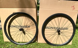 Bontrager Aeolus 37 Pro Carbon Disc TLR Wheelset Road 700c, 1545g - Picture 1 of 12