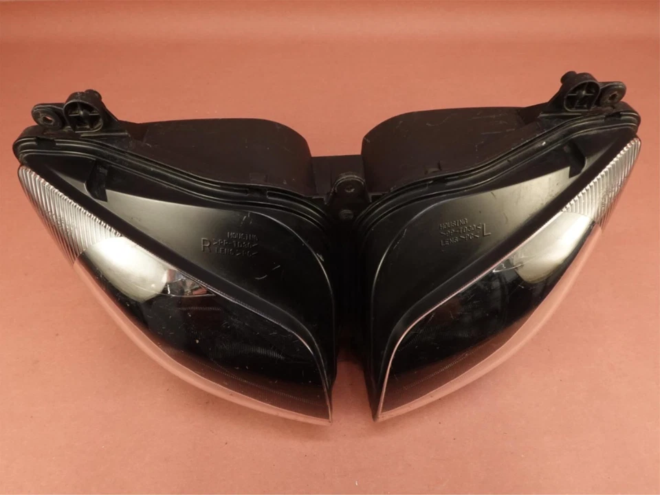 01-05 YAMAHA FZ1 FZ1000 FZ 1000 FZS10 FARO DELANTERO FARO Foto 1 de 4