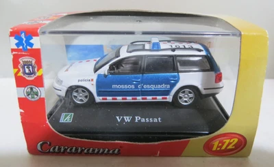 Cararama 1:72 V.W. Passat 'Policia CME 1613' Ambulancia Bomberos DYA - Image 1 of 4