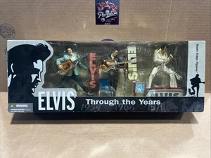 2005 ELVIS THROUGH THE YEARS DOLLS 3 McFARLANE TOYS SIGILLATI 1954-70 Stage Figures - Foto 1 di 10