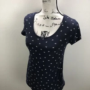 H&M Short Sleeve Blue Animal Print Pullover Shirt Women's Size Small - Picture 1 of 10