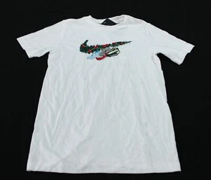 Nike Boy's Short Sleeve Garland Holiday Graphic Shirt JL3 White Medium - Picture 1 of 6