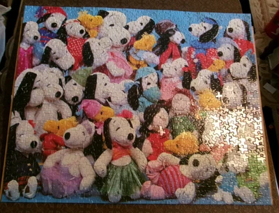 1984 vintage Springbok puzzle Snoopy- Dog of 1000 faces-compl. w insert - Image 1 of 4