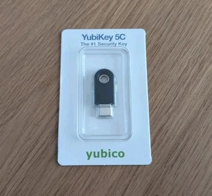 Yubico - YubiKey 5C Nano - Uwierzytelnianie dwuskładnikowe (2FA) Klucz bezpieczeństwa Fabrycznie nowy - Zdjęcie 1 z 1