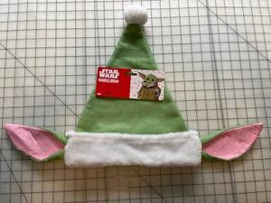Star Wars Mandalorian Baby Yoda Grogu Christmas Santa Hat - NWT - Picture 1 of 2