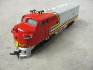 Model Power , Track Tested , HO Scale Santa FE- F9 Diesel Locomotive in Box - Picture 1 of 11