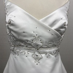 Casablanca Wedding Dress 12 Womens Ivory ALine V Neck Beaded Enduring Grace 1631 - Picture 1 of 12