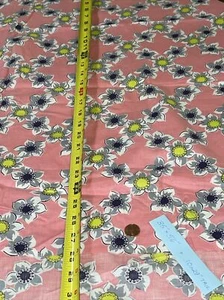 vintage cotton fabric remnant Pattern Background Pink With Gray Lime Flower - Picture 1 of 4